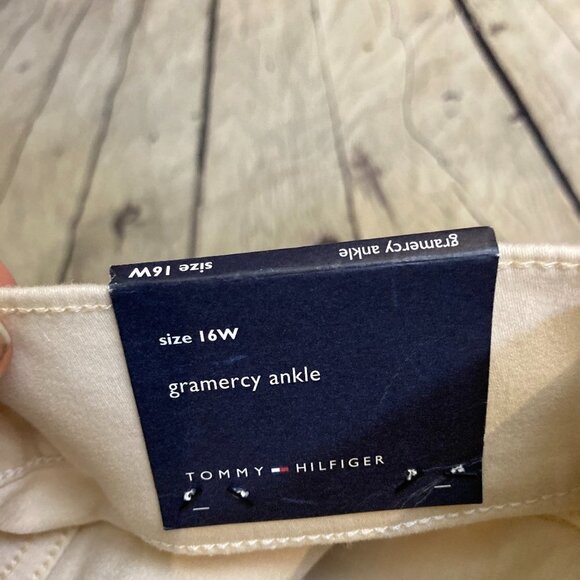 Tommy Hilfiger Gramercy Sateen Pants - Picture 10 of 10